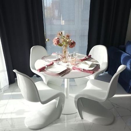 Apartament Sloneczny Dziwnówek Exteriör bild